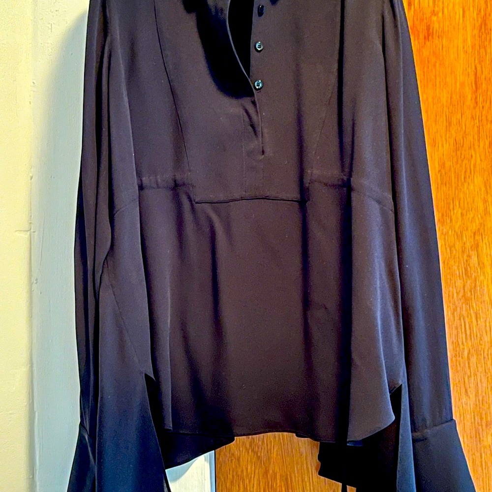Alexander McQueen Black Long Sleeve Blouse With French Cuffs Sz 8, IT 44